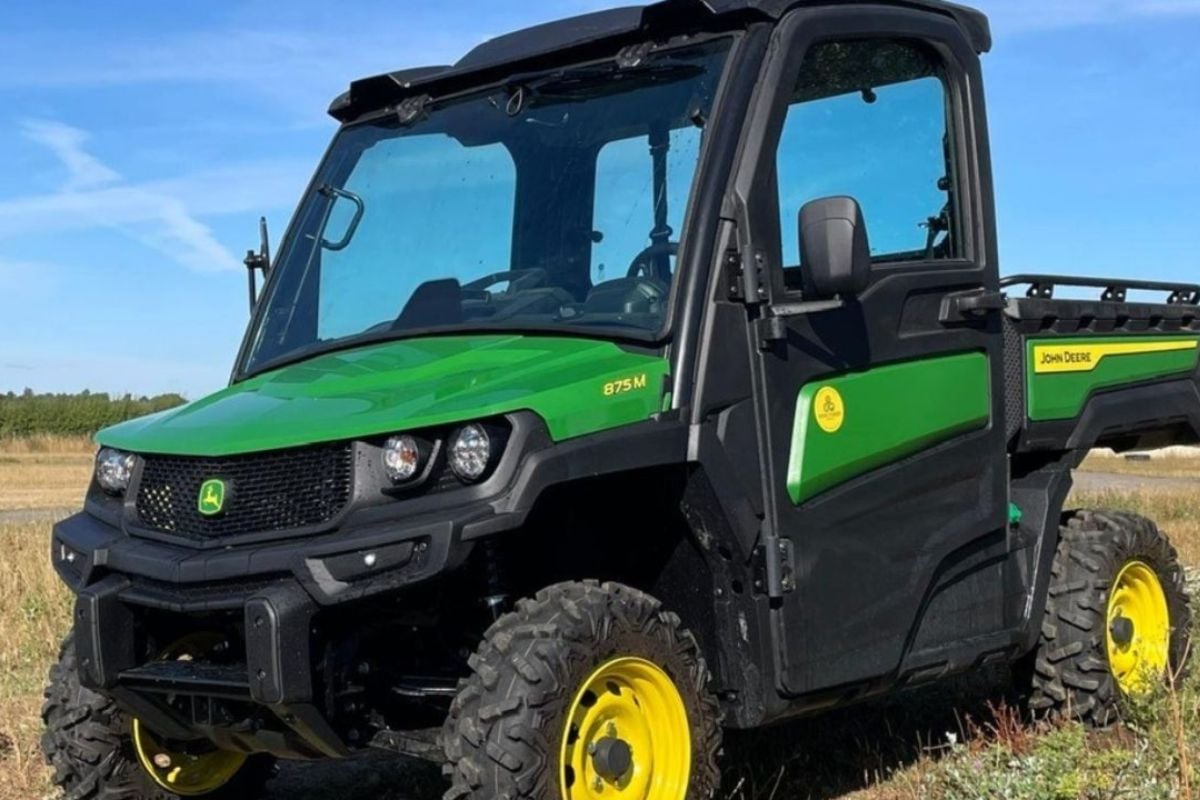 Gator Off Road Driving Experience in Wiltshire