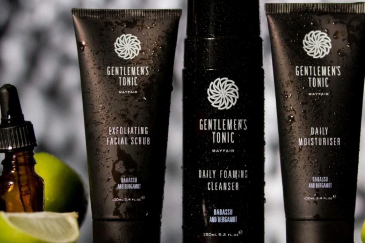 Gentlemens Wet Shave and Prep Facial in London
