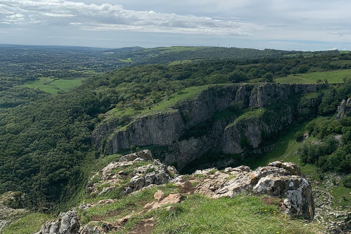 Glastonbury & Cheddar Gorge Day Tour from London