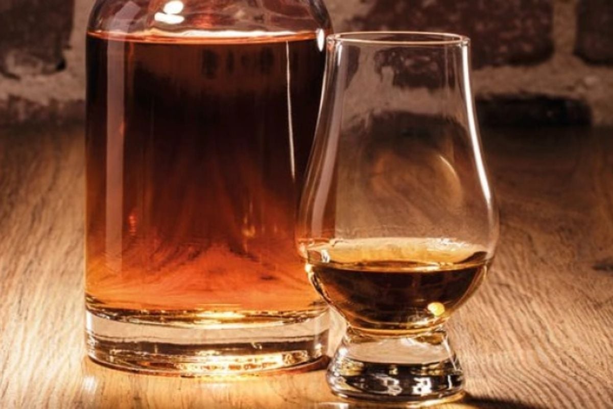 Glenkinchie Distillery Tour with Food & Whisky Pairing