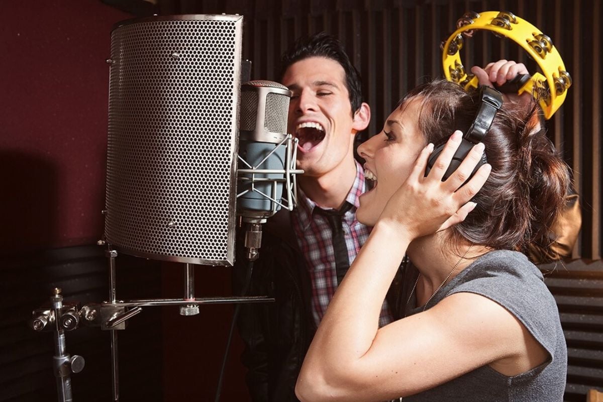Gold Superstar Singer Recording Experience (Selected Venues)