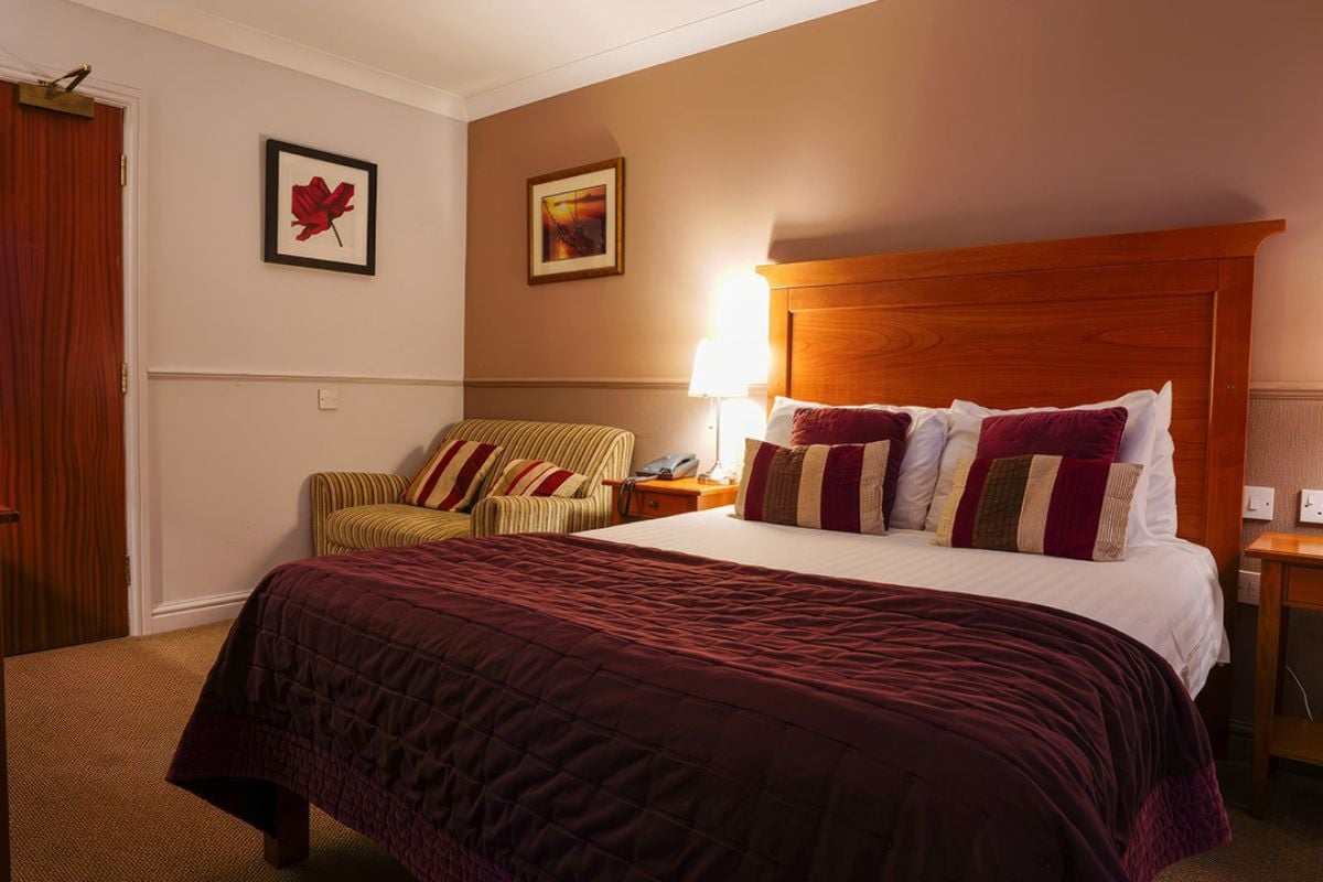 Gomersal Park Hotel One Night Break with Breakfast for Two