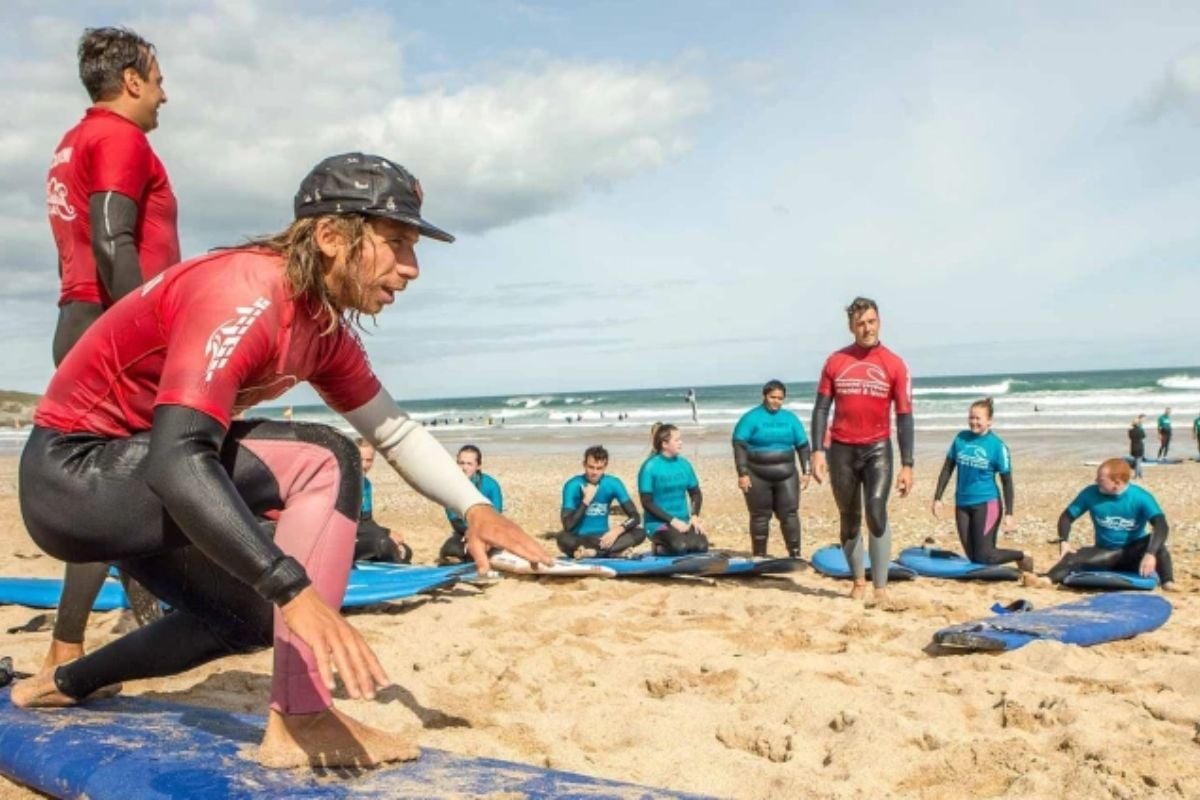 Group Surfing Lesson with Pizza and Prosecco