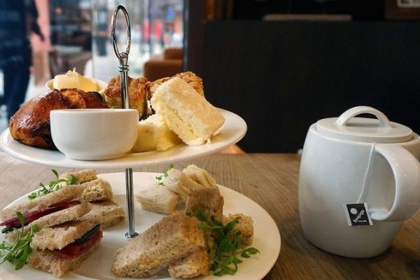 Harrogate Platinum Perfume Making with Afternoon Tea for Two