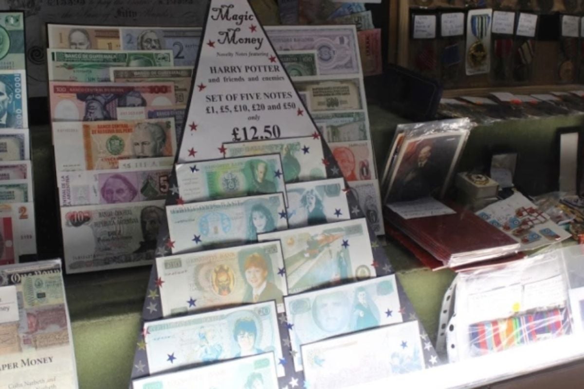 Harry Potter Tour of London and Thames Boat Ride