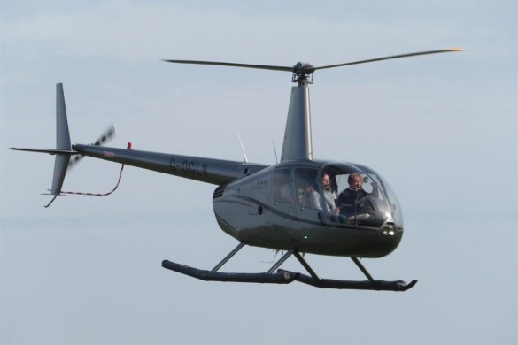 20 Minute Helicopter Flying Lesson - Manchester 