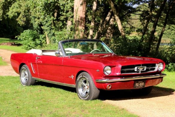 Hire a Ford Mustang Convertible