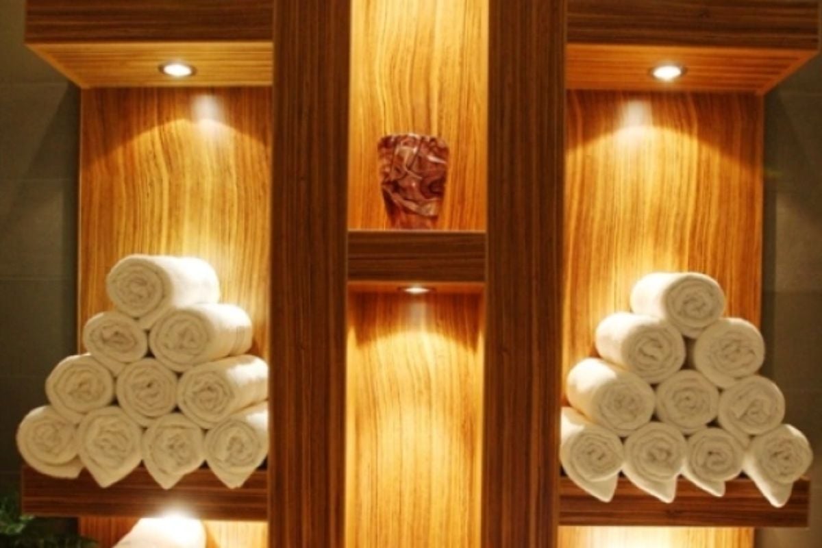 Hot Stone Massage in Reading