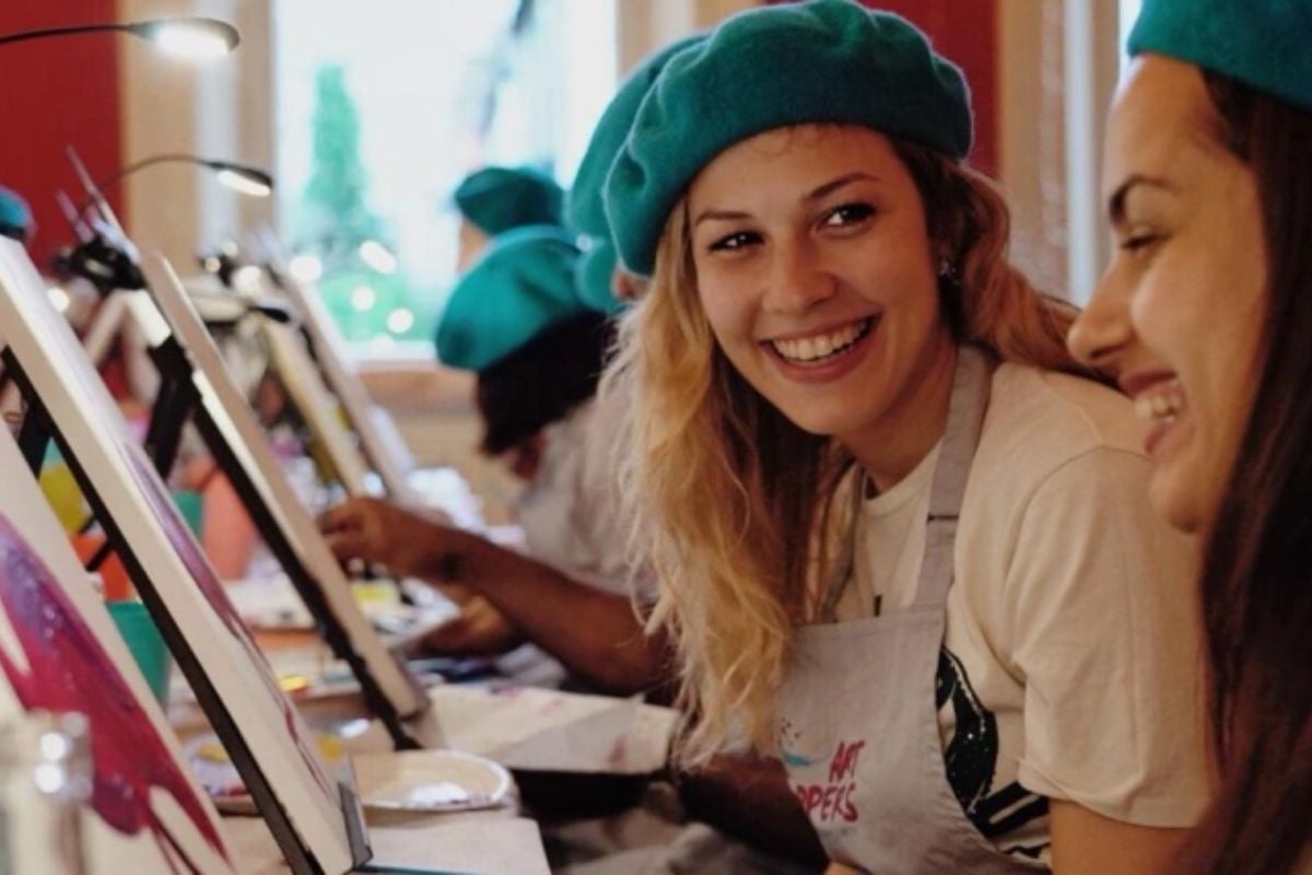 Junior Painting Class in London
