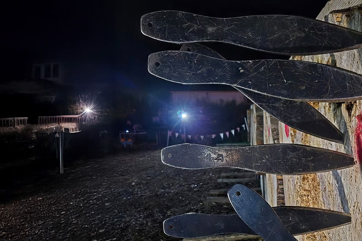 Knife Throwing Session