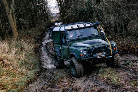 Land Rover Defender Off Road Experience