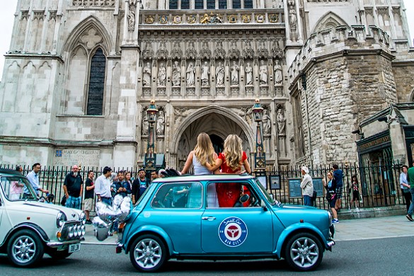 Classic Mini Landmarks of London Tour