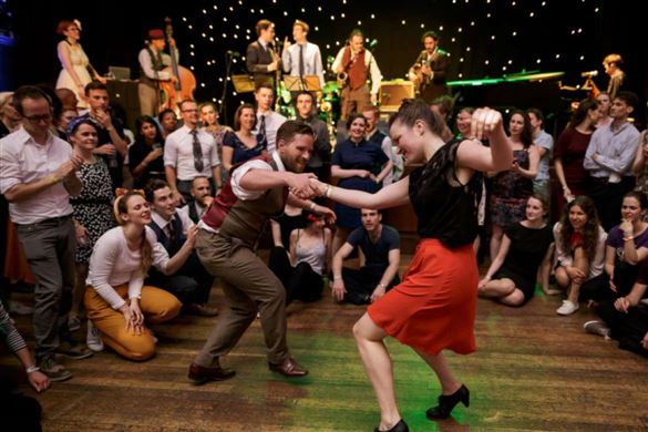 Learn to Lindy Hop for Two