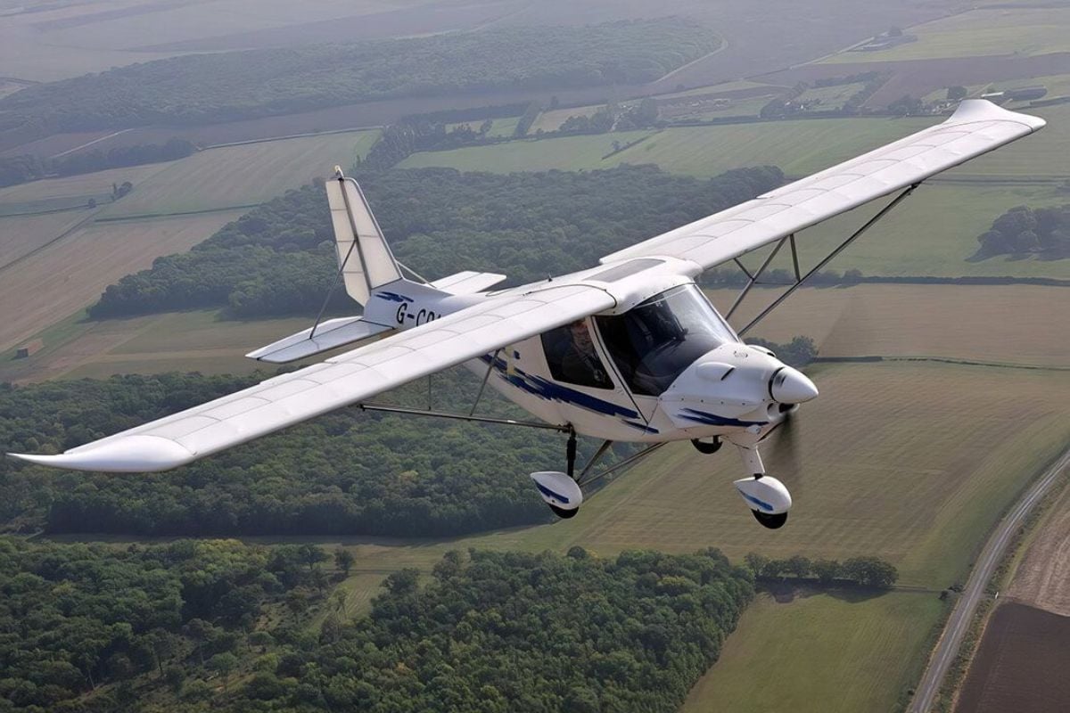 Light Sports Isle of Wight Adventure Flying Lesson (2x75 mins)