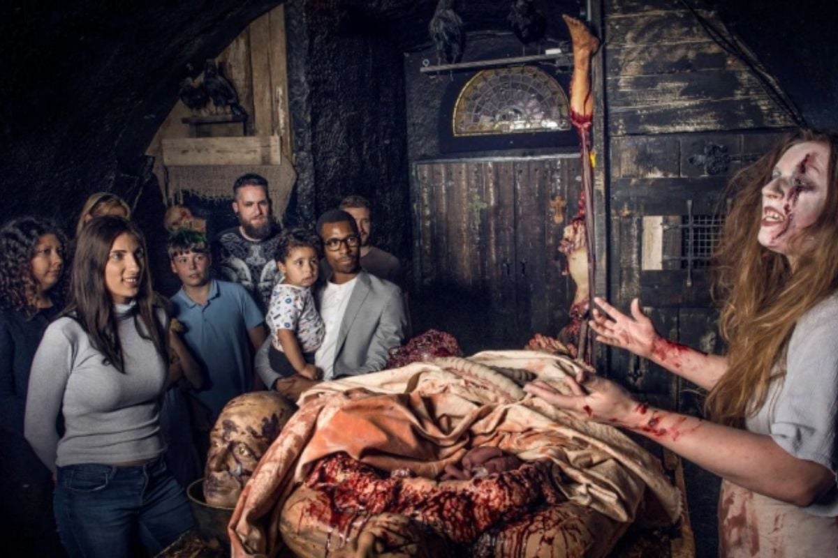 The London Bridge Experience And Tour