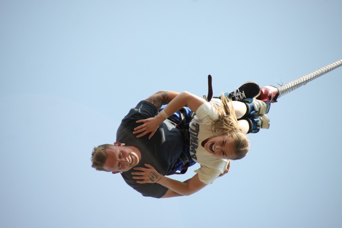 Lover's Leap - Valentine's Day Tandem Bungee Jump Offer