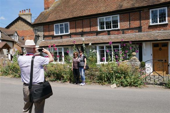 Midsomer Murders Coach Tour from London