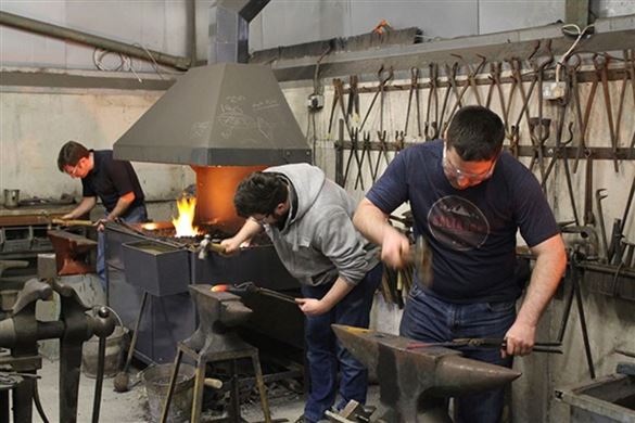 One Day Bladesmithing Course