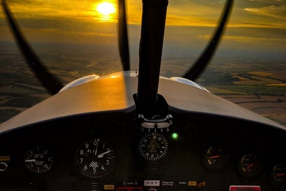 One Day Flying Course - Yatesbury Airfield Wiltshire