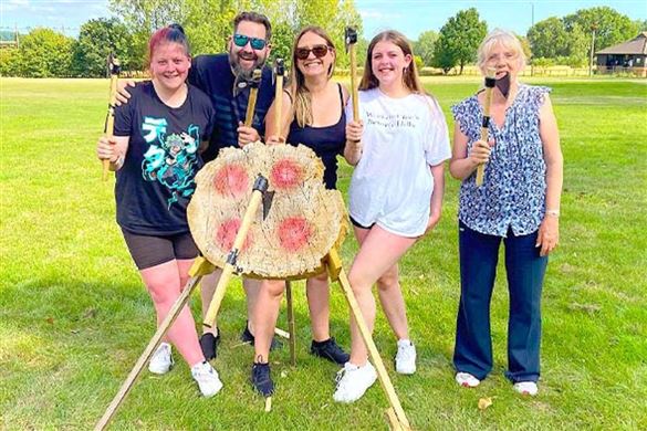 One Hour Axe Throwing Session - Essex