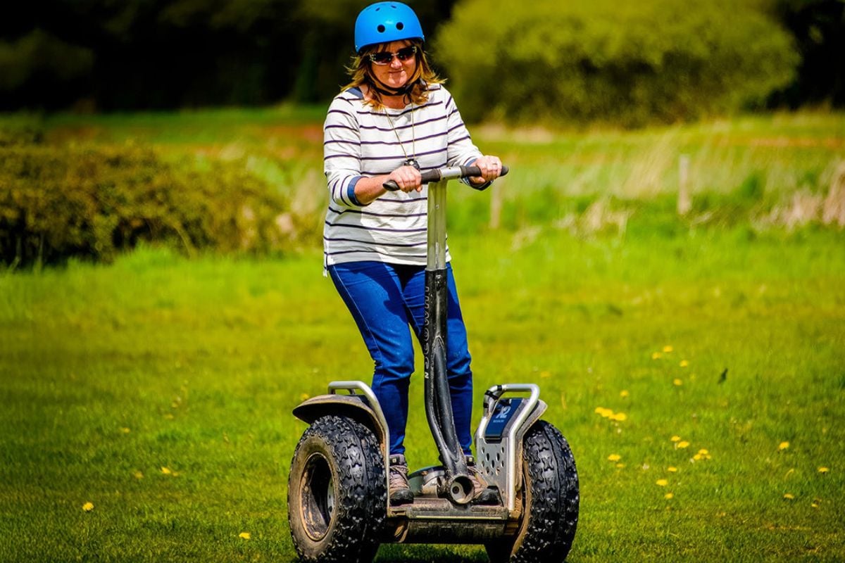 One Hour Exclusive Segway Trekking in Warwickshire