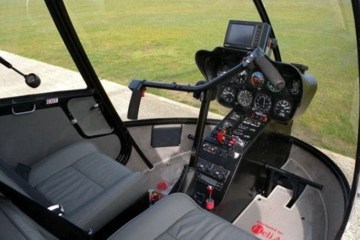 One Hour Cabri G2 Trial Helicopter Lesson in Sussex