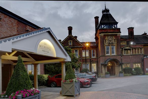 Luxury Spa Hotel Overnight Break For Two in Birmingham
