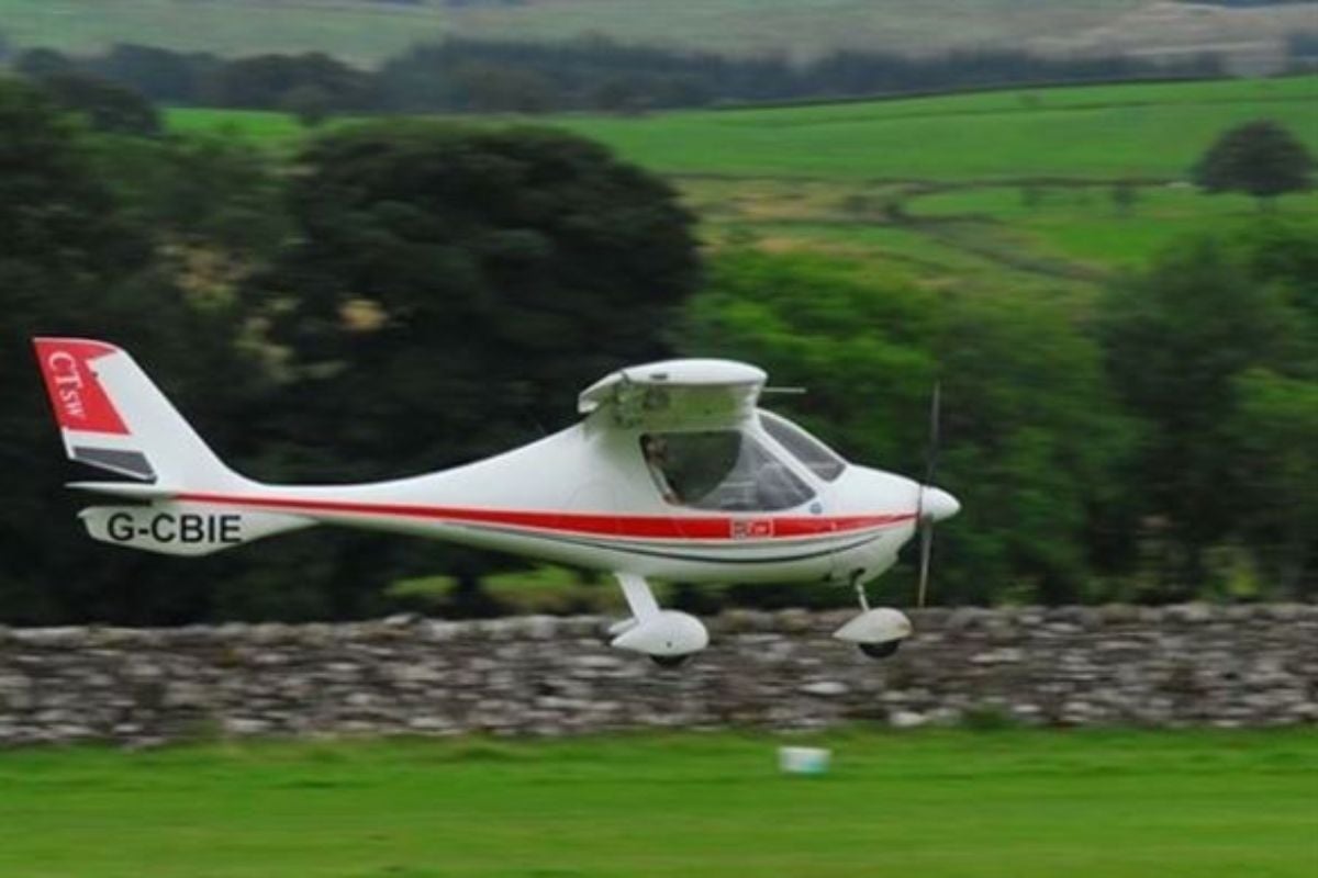 Oxford To Henley Thames Flying Experience 