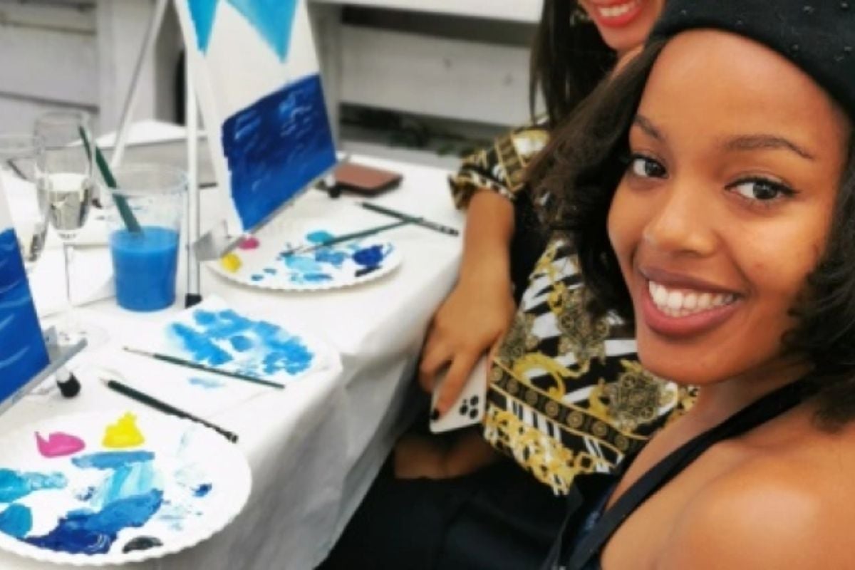 Paint and Sip Art Class in Leeds