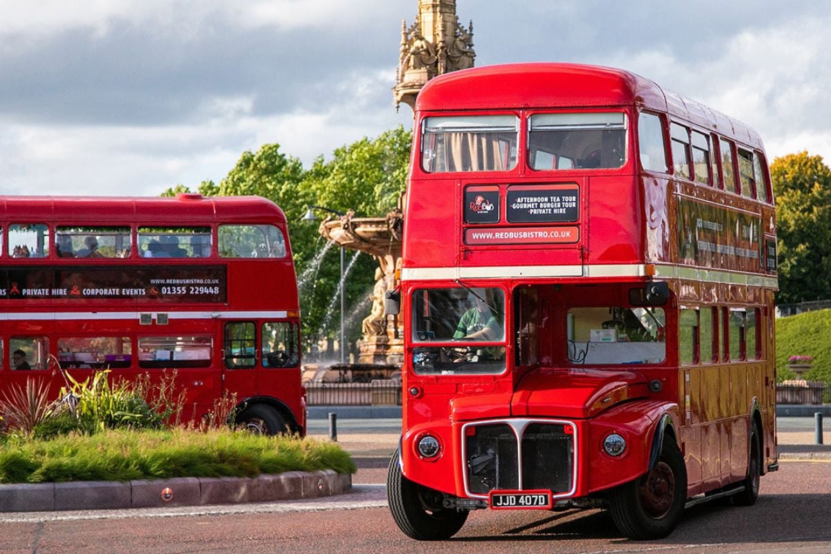 Red Bus Bistro: Whisky & Wine Tour for Two in Edinburgh