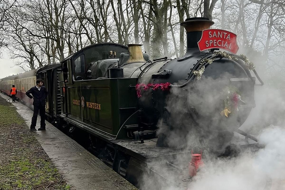 Santa Special Train Ride in Somerset (Adult or Child)