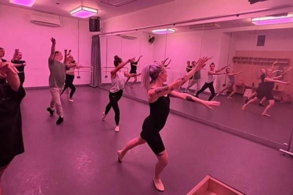 Solo Latin American Fusion Dance Lesson in London