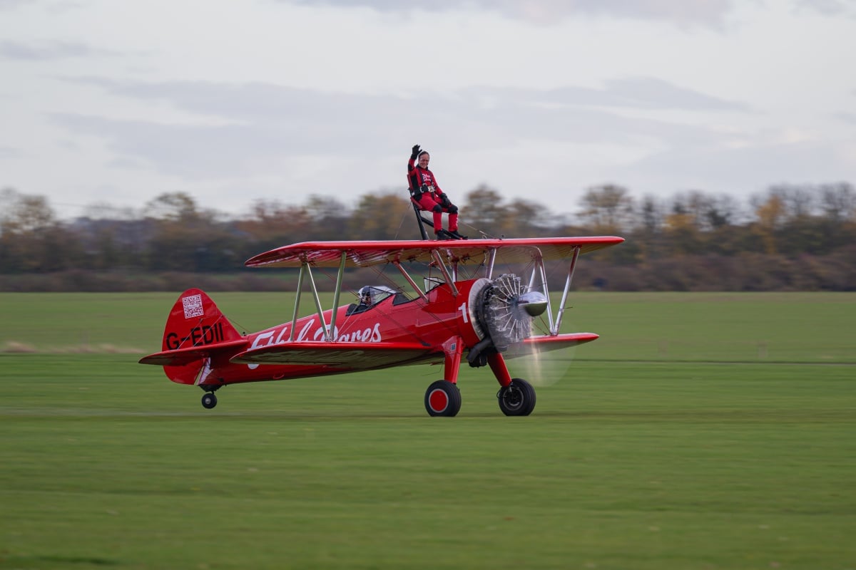 Standard Wing Walking