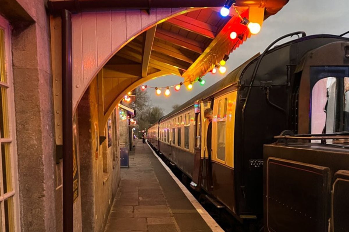 Christmas High Tea & Steam Train Ride in Somerset for Two