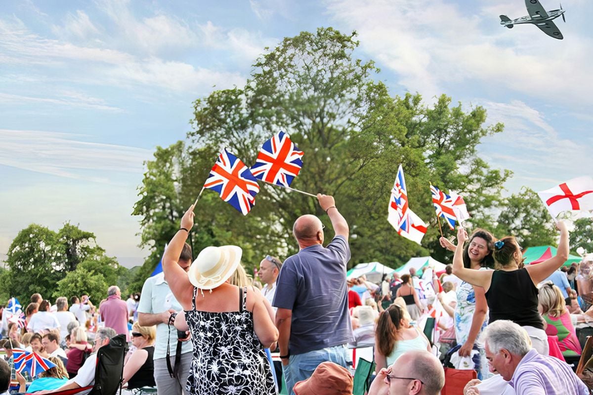 Summer Proms Spectacular and Picnic for Two