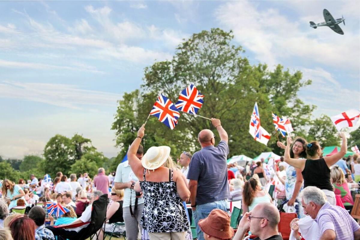 Summer Proms Prosecco Offer for Two
