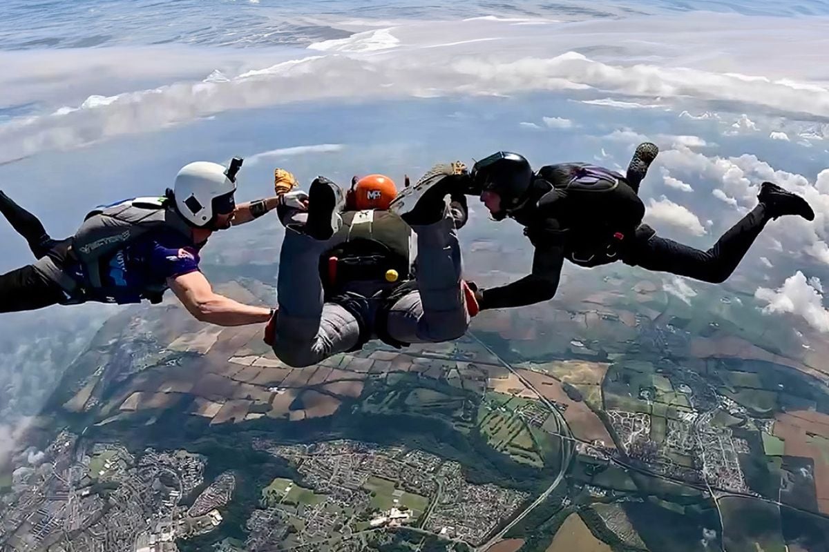 Taster Wings Level One AFF Skydive in Durham