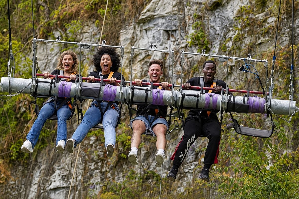 The Giant Swing for Two at Bluewater