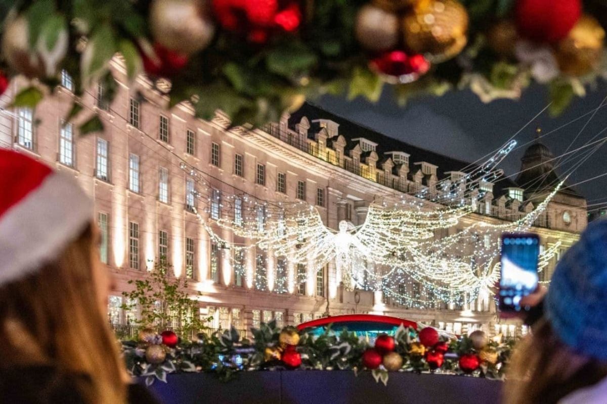 The Original Christmas Lights Tour For Four