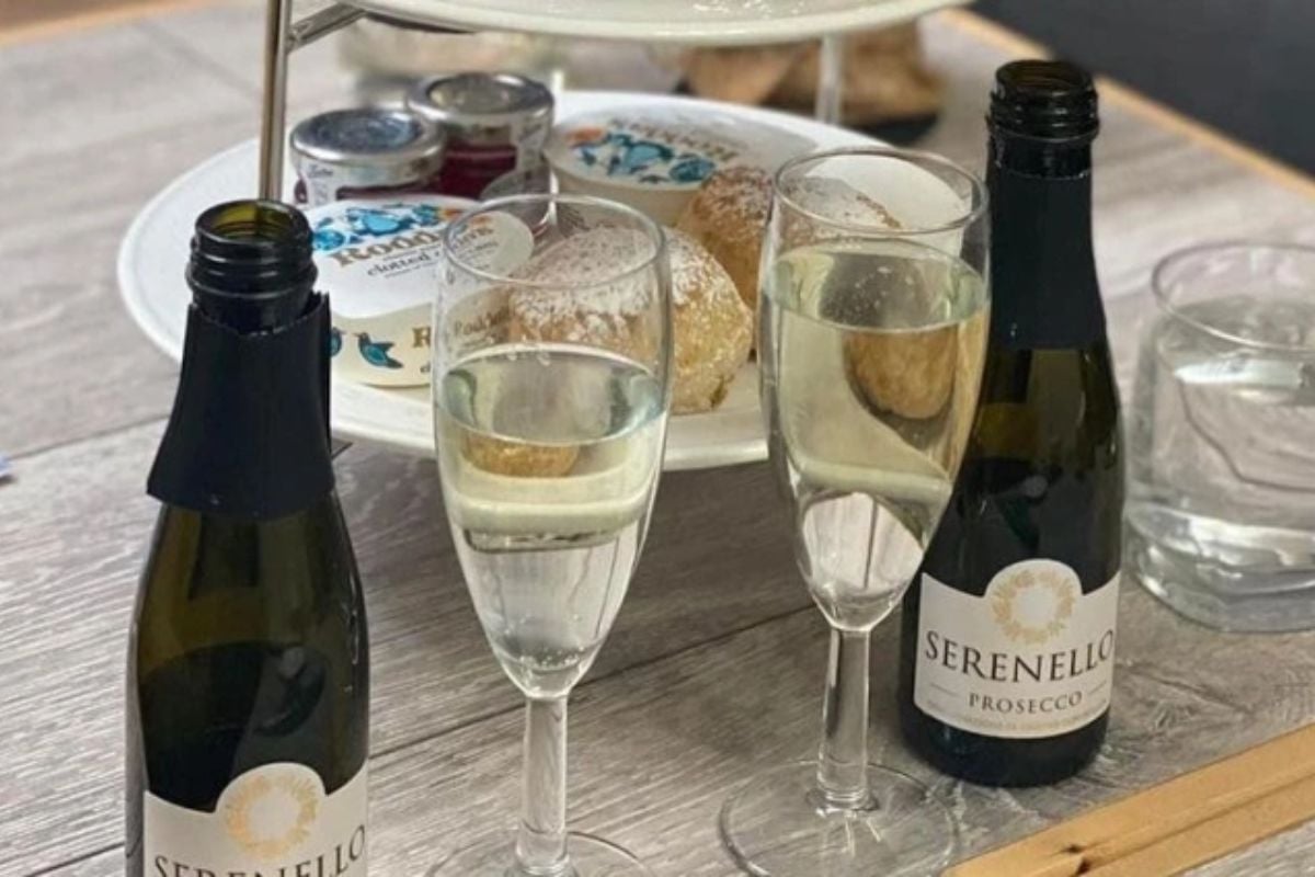 The Roade House Northampton Sparkling Afternoon Tea