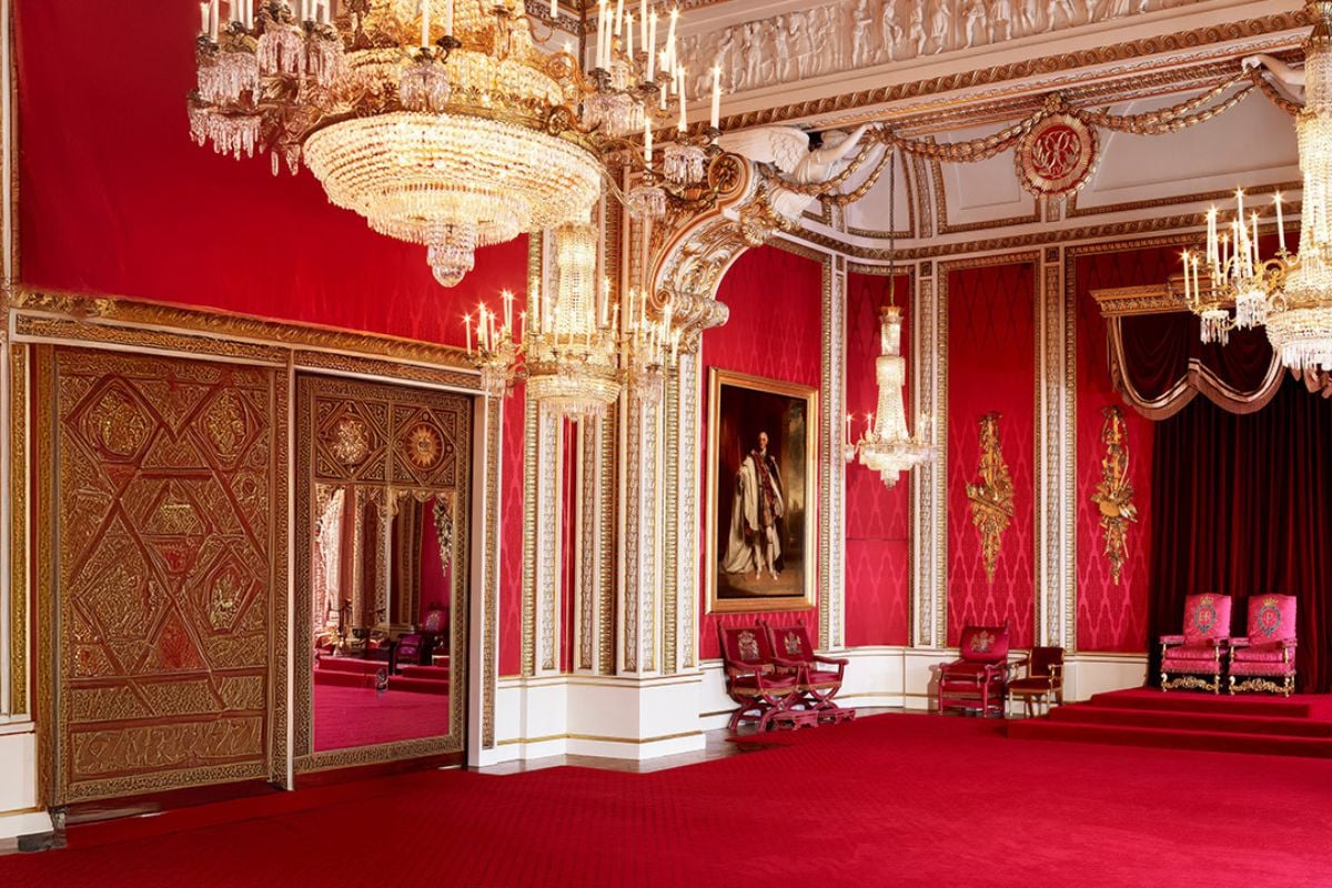 The State Rooms, Buckingham Palace and Afternoon Tea for Two
