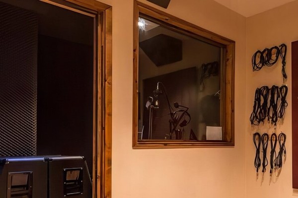 Three Hour Singer Songwriter Recording Session in London