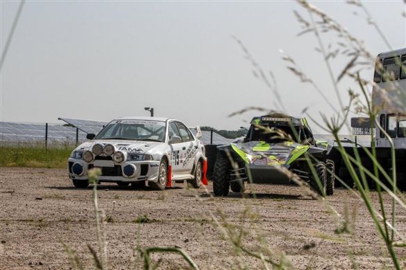 Triple Driving Legends Experience + High Speed Passenger Ride