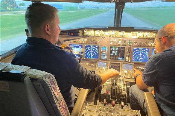 Ultimate 737 Pilot Experience