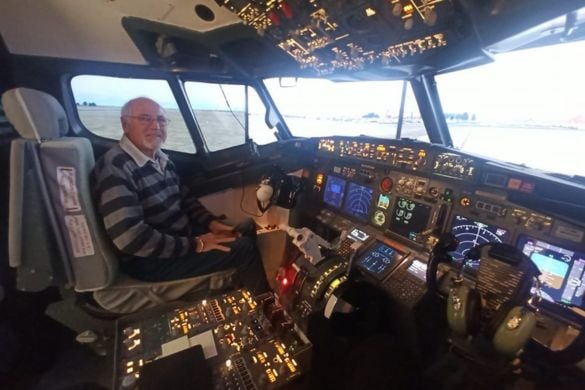 Weekday 90 Minute 737 Simulator Session - Suffolk 