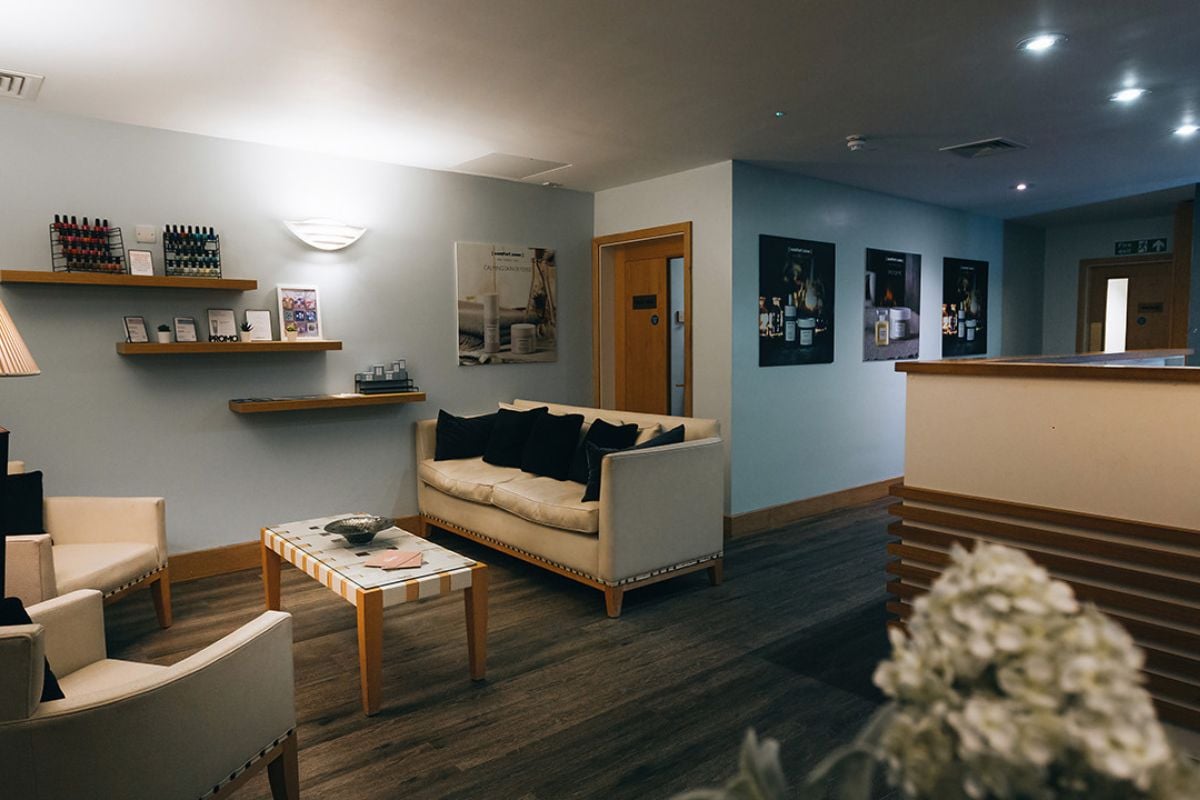 Weekday Rose Package Spa Experience with Lunch at The Oxfordshire