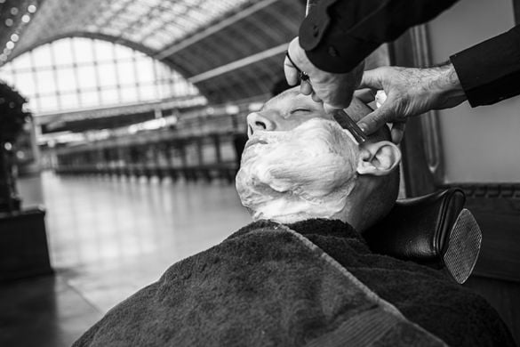 Traditional Barber Wet Shave and Haircut - London
