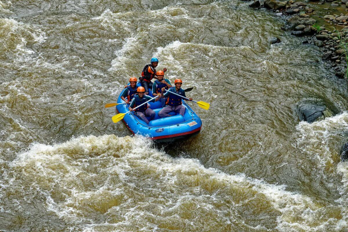 White Water Rafting Session Stirlingshire