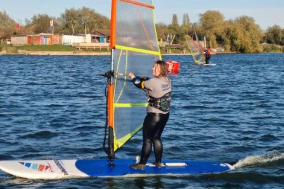 RYA Beginners Windsurfing Course In Berkshire