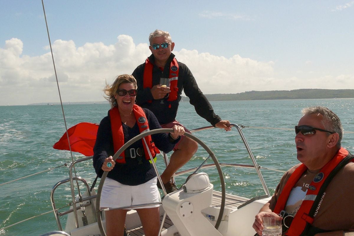 Luxury Yacht Solent Sailing Day with Dining for One